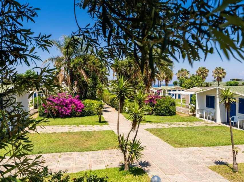 Fruit Village Mortelle Le Dune Beach Resort エクステリア 写真