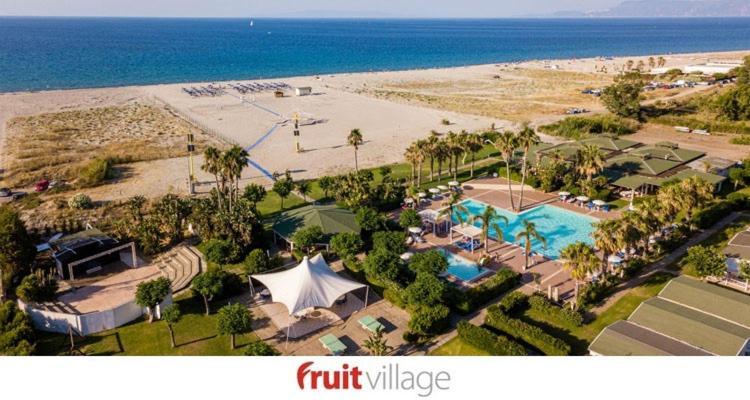 Fruit Village Mortelle Le Dune Beach Resort エクステリア 写真