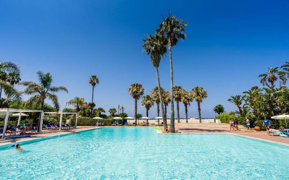 Fruit Village Mortelle Le Dune Beach Resort エクステリア 写真